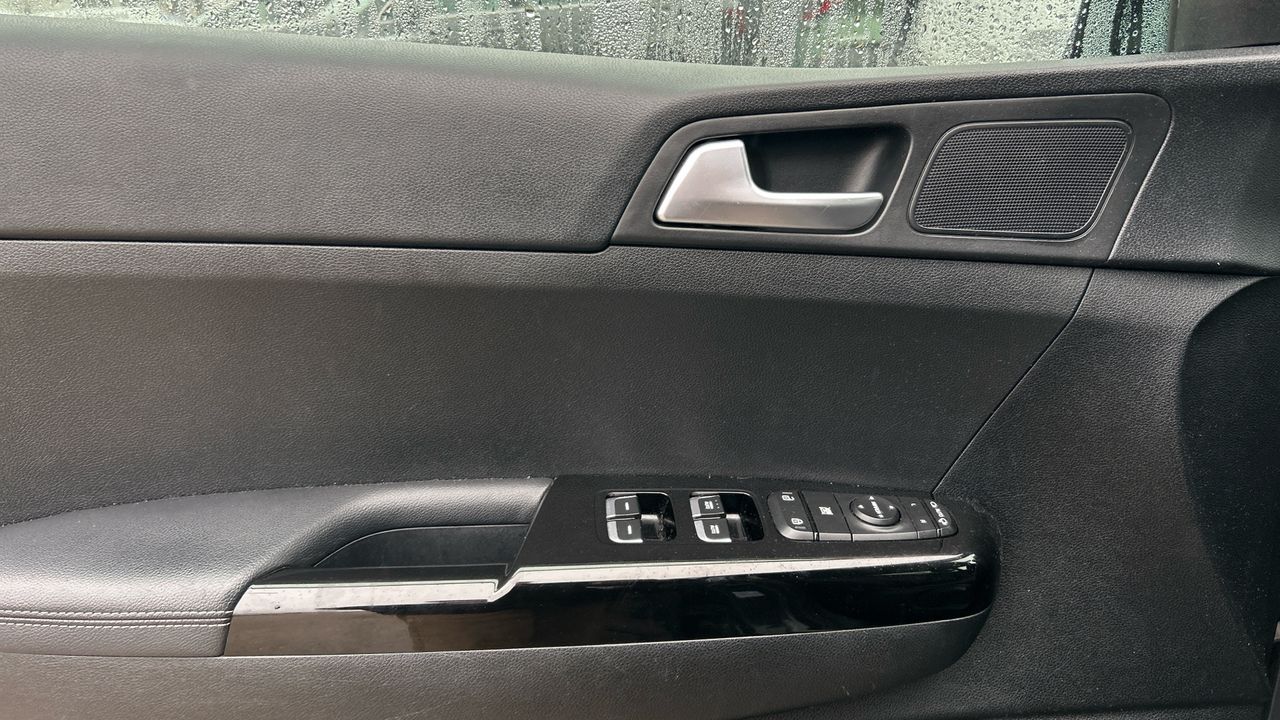 Kia Sportage 1.6 MHEV 100KW DRIVE 2WD 136 5P