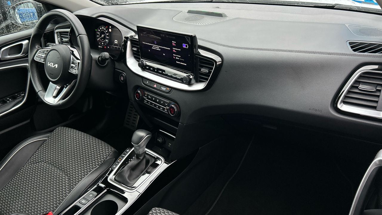 Kia XCeed 1.6 GDI PHEV EMOTION 141 5P