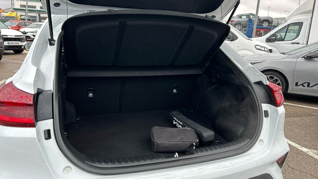 Kia XCeed 1.6 GDI PHEV EMOTION 141 5P