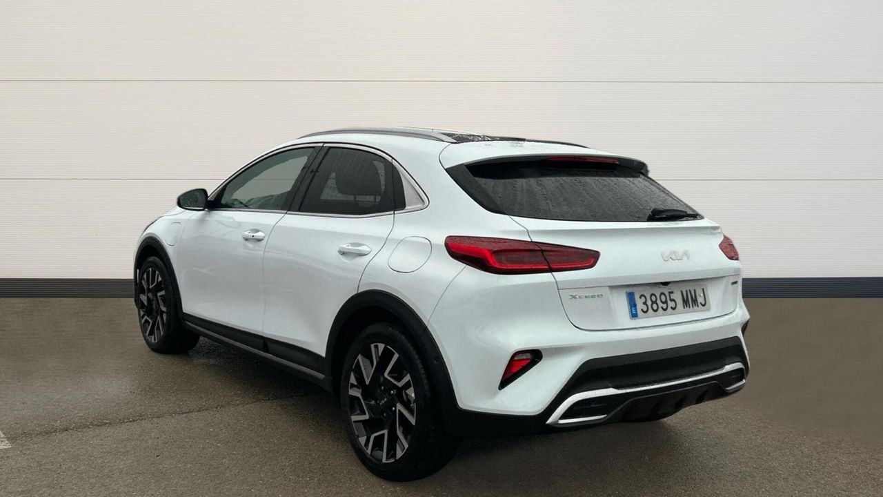 Kia XCeed 1.6 GDI PHEV EMOTION 141 5P