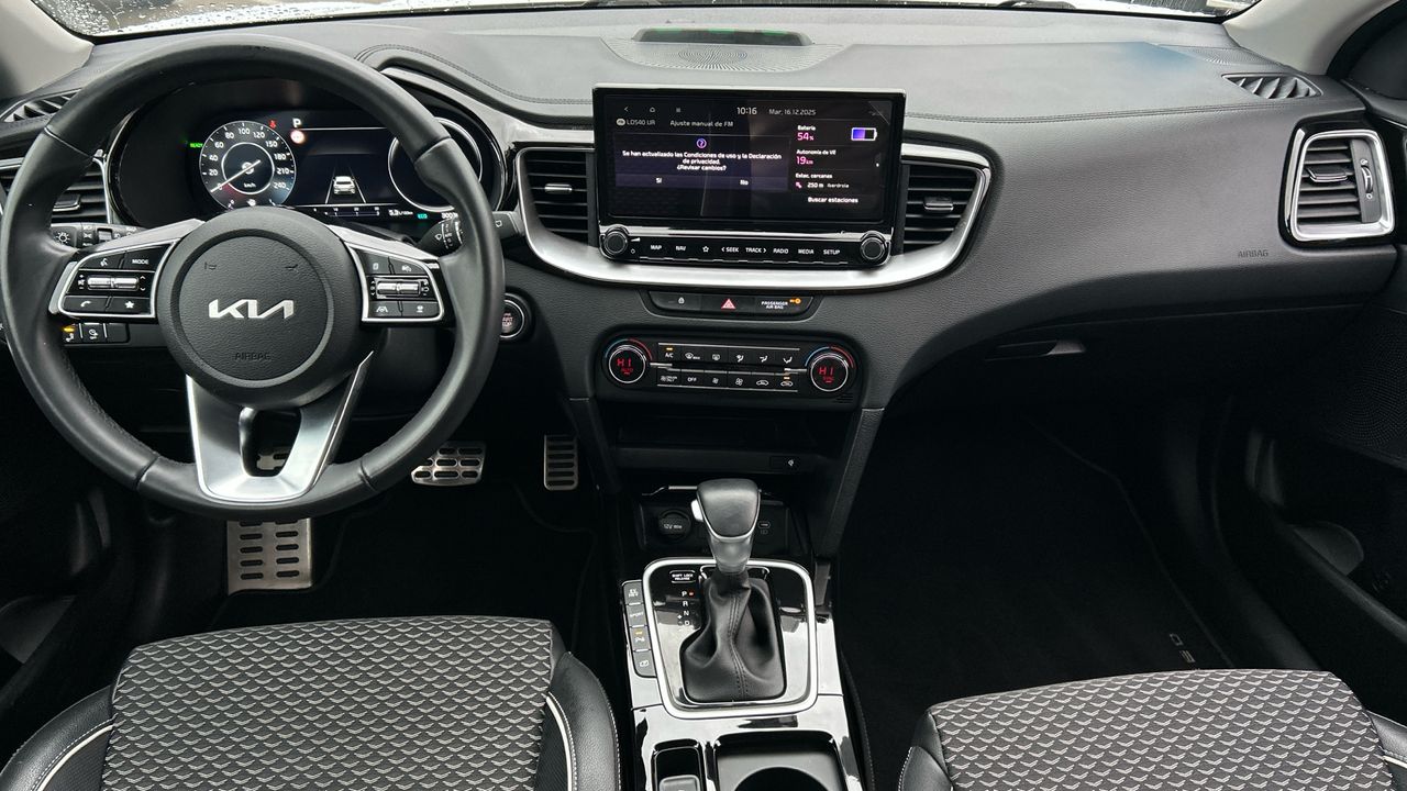 Kia XCeed 1.6 GDI PHEV EMOTION 141 5P