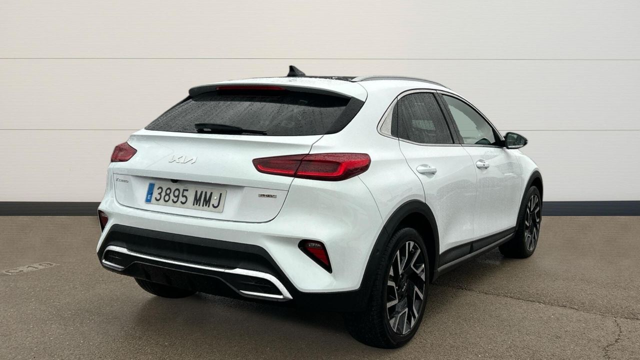 Kia XCeed 1.6 GDI PHEV EMOTION 141 5P
