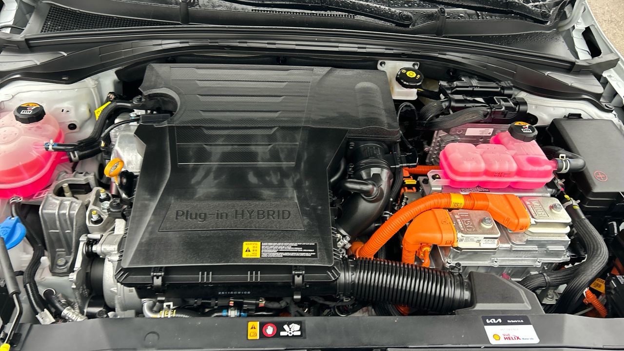 Kia XCeed 1.6 GDI PHEV EMOTION 141 5P