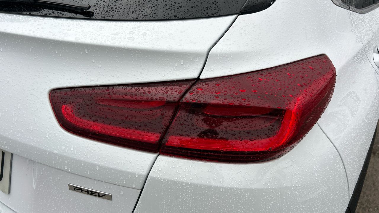 Kia XCeed 1.6 GDI PHEV EMOTION 141 5P