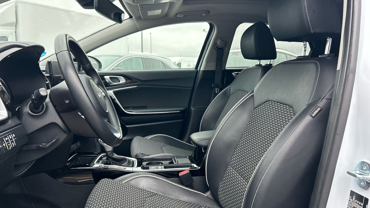 Kia XCeed 1.6 GDI PHEV EMOTION 141 5P