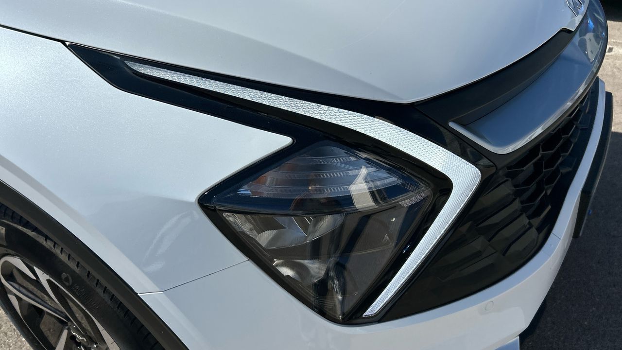 Kia Sportage 1.6 T-GDI HEV DRIVE AUTO 215 5P