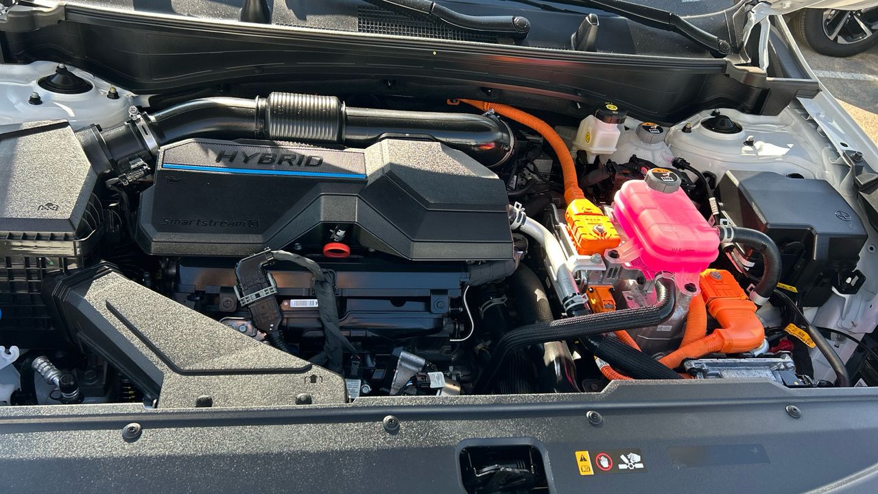 Kia Sportage 1.6 T-GDI HEV DRIVE AUTO 215 5P