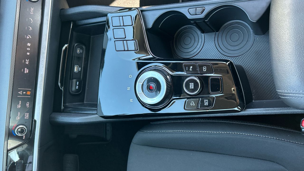 Kia Sportage 1.6 T-GDI HEV DRIVE AUTO 215 5P