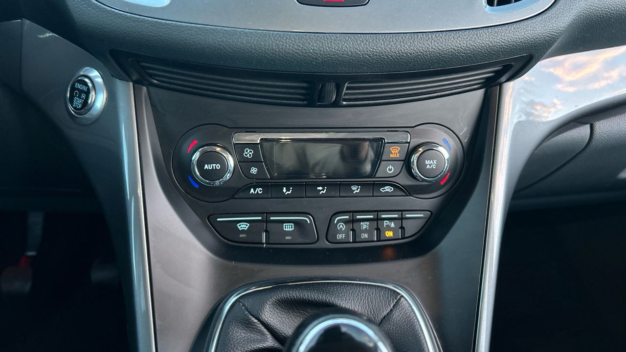 Ford Grand C-MAX 1.0 ECOBOOST 125 TITANIUM 125 5P