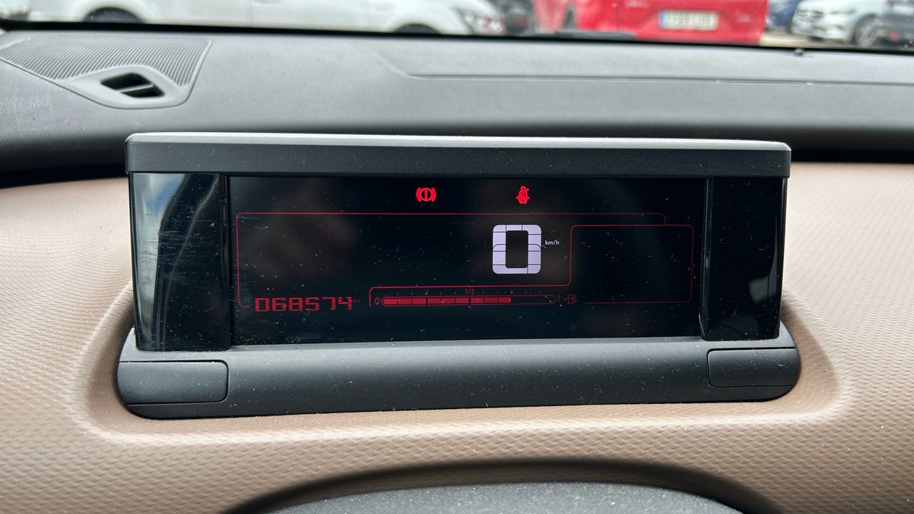 Citroën C4 Cactus 1.6 BLUEHDI 100 FEEL EDITION 100 5P