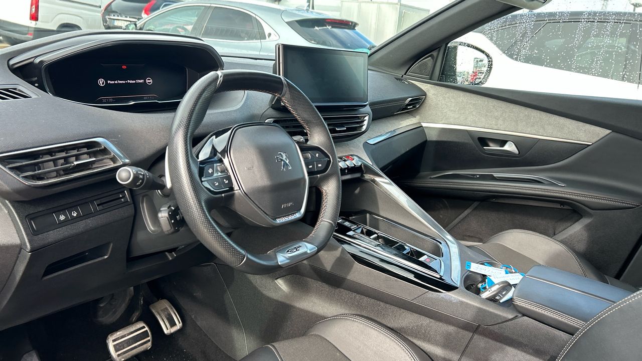 Peugeot 3008 1.5 BLUEHDI 96KW GT AUTO S&S 130 5P