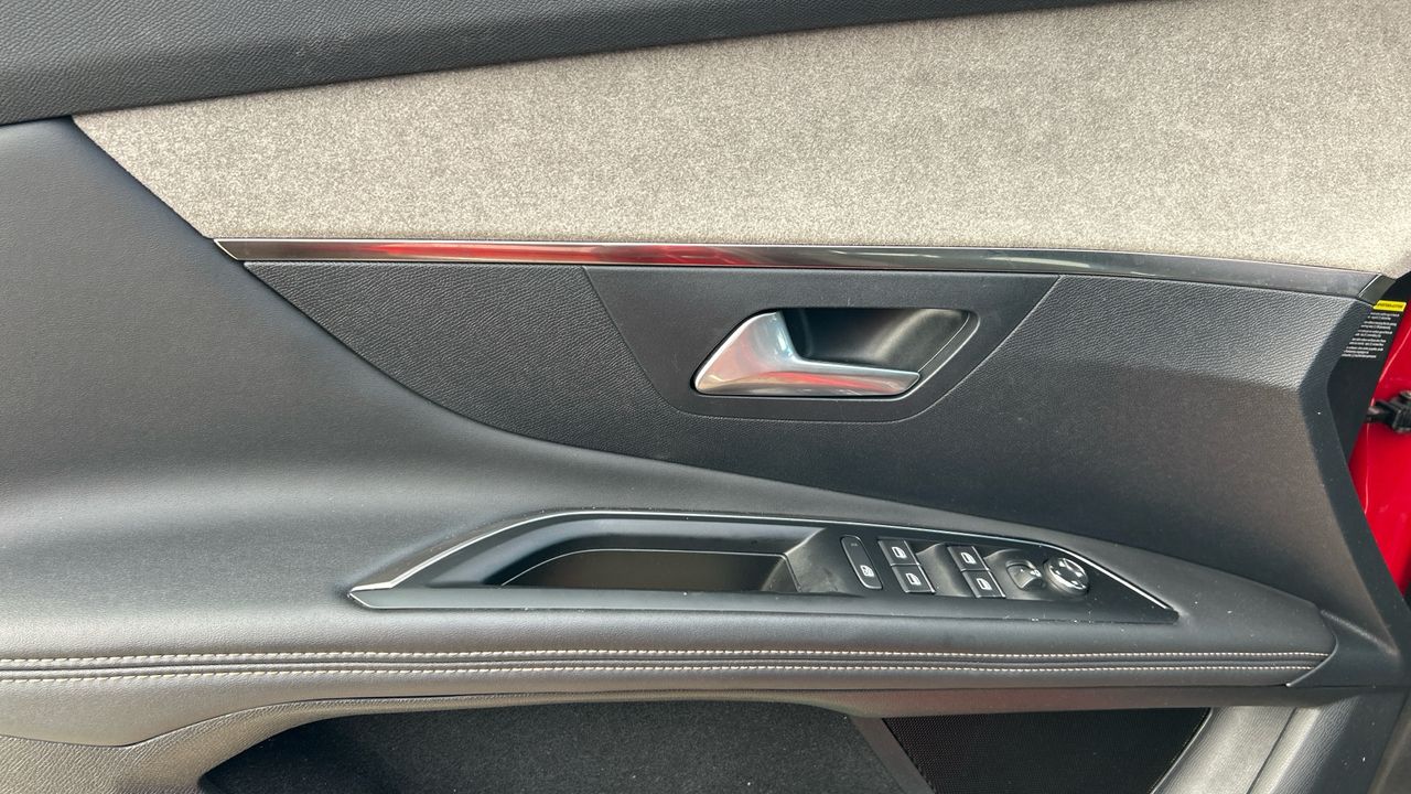 Peugeot 3008 1.5 BLUEHDI 96KW GT AUTO S&S 130 5P