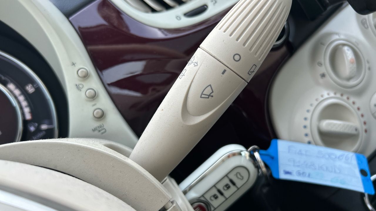 Fiat 500 1.2 LOUNGE S&S 69 3P