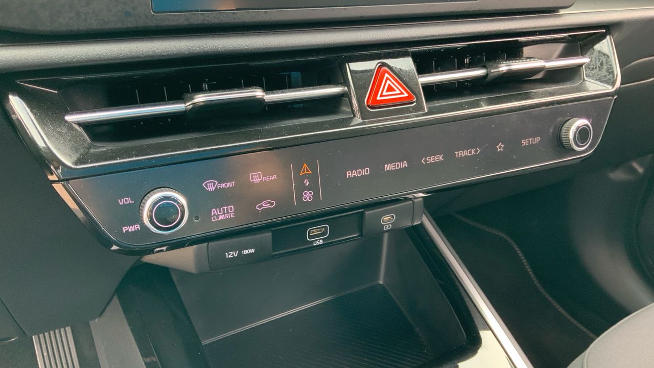 Kia Niro 1.6 GDI HEV CONCEPT 141 5P