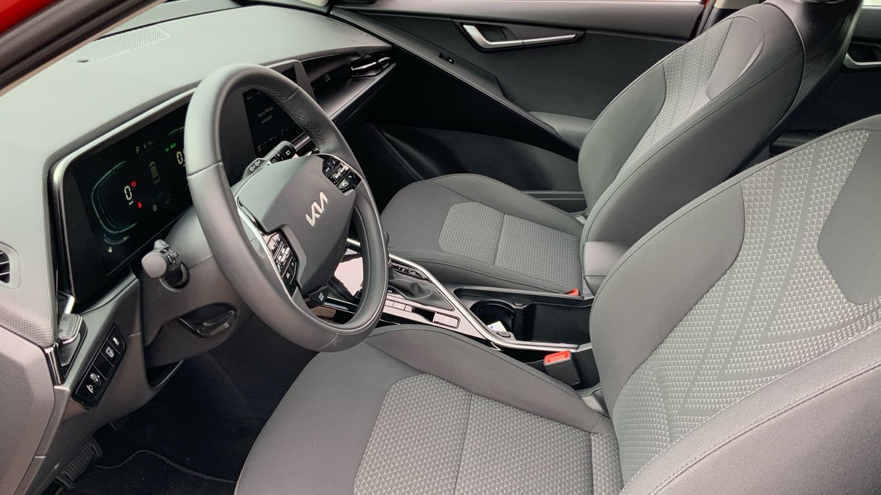 Kia Niro 1.6 GDI HEV CONCEPT 141 5P