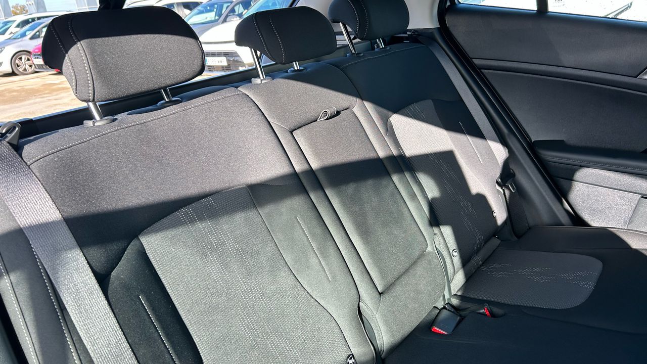 Kia Sportage 1.6 T-GDI HEV DRIVE AUTO 215 5P