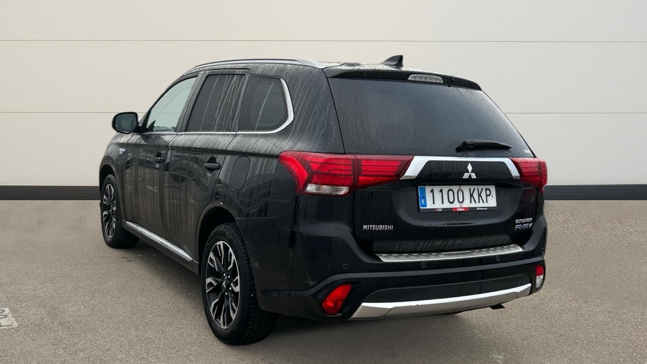 Mitsubishi Outlander 2.0 PHEV KAITEKI AUTO 4WD 203 5P