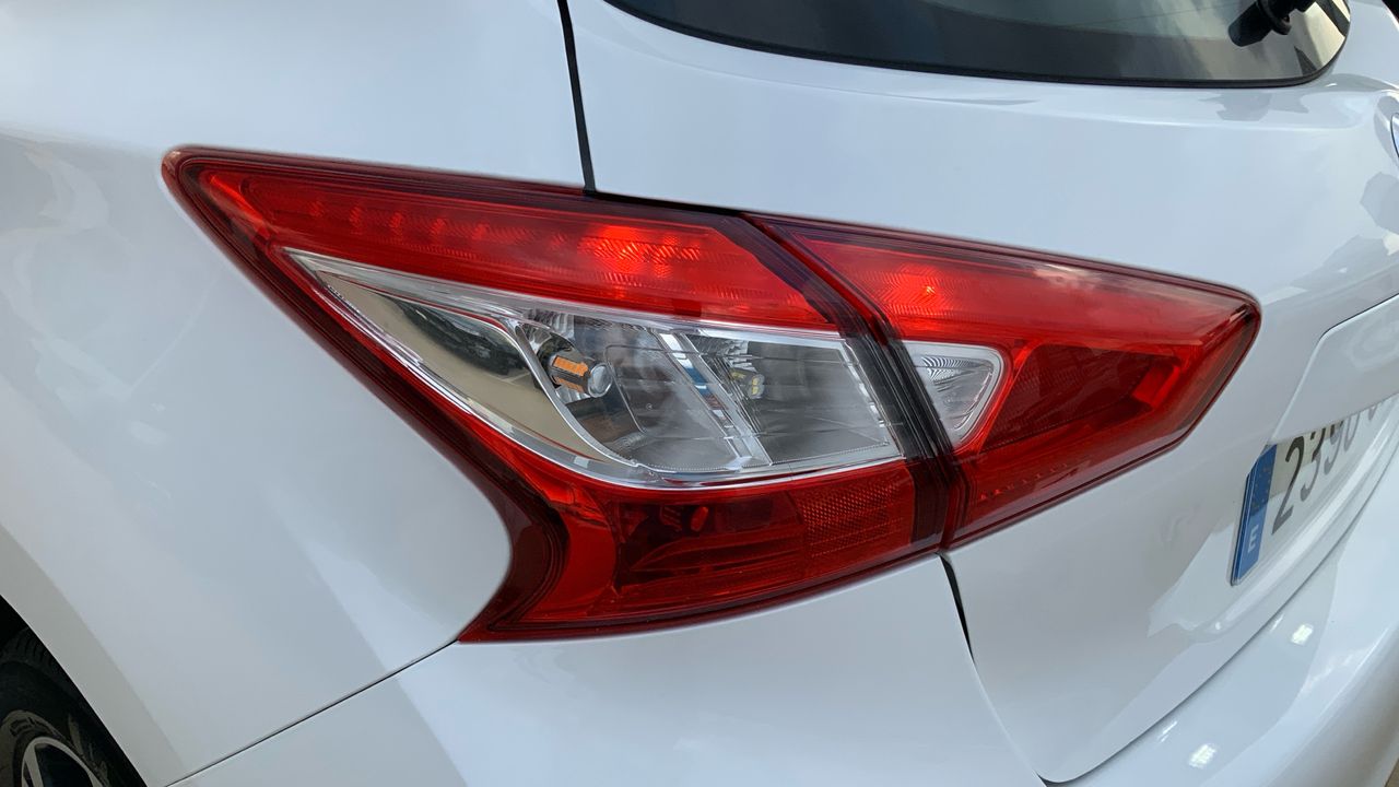 Nissan Pulsar 1.2 DIG-T VISIA 115 5P