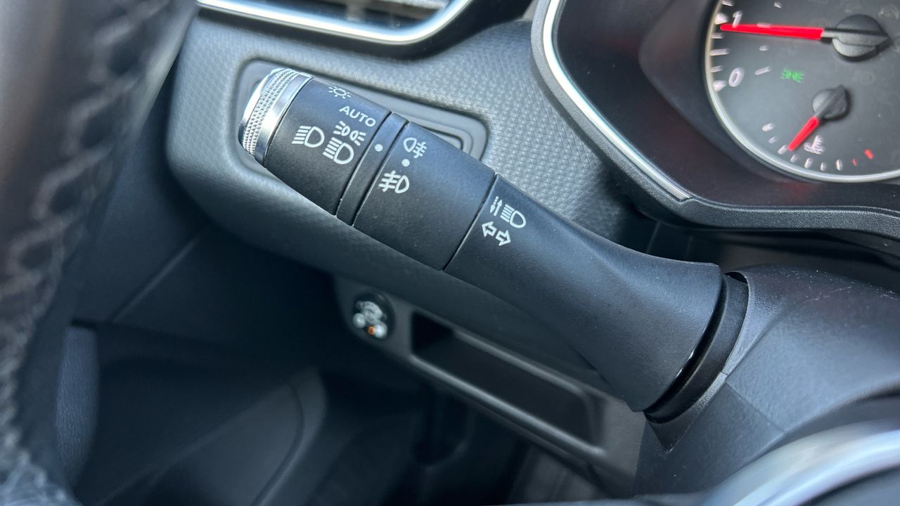 Renault Clio 1.0 TCE 74KW LPG INTENS 100 5P