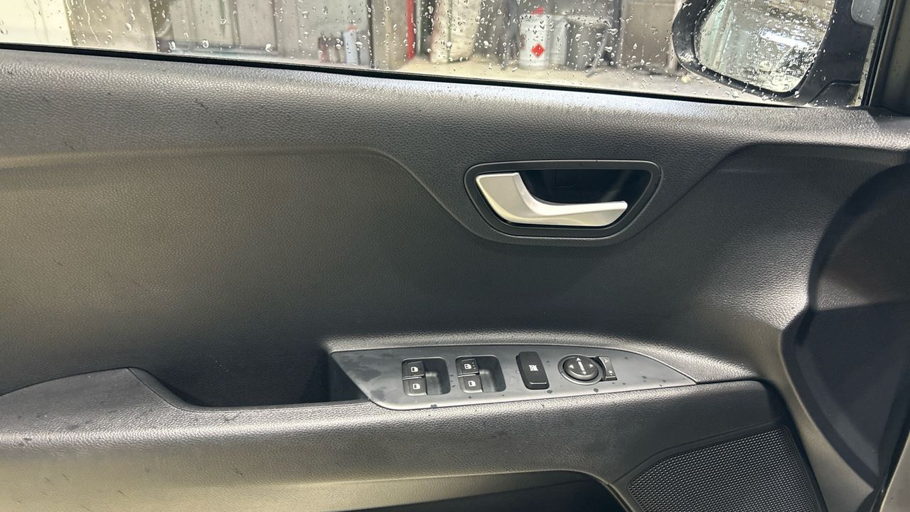 Kia Stonic 1.0 T-GDI MHEV IMT 74KW CONCEPT 100 5P