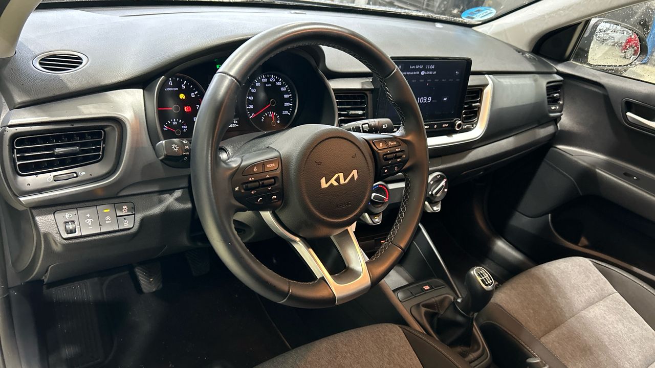 Kia Stonic 1.0 T-GDI MHEV IMT 74KW CONCEPT 100 5P