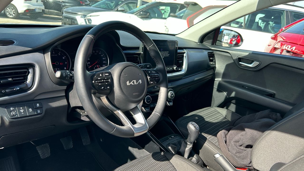 Kia Stonic 1.0 T-GDI MHEV IMT 74KW DRIVE 100 5P