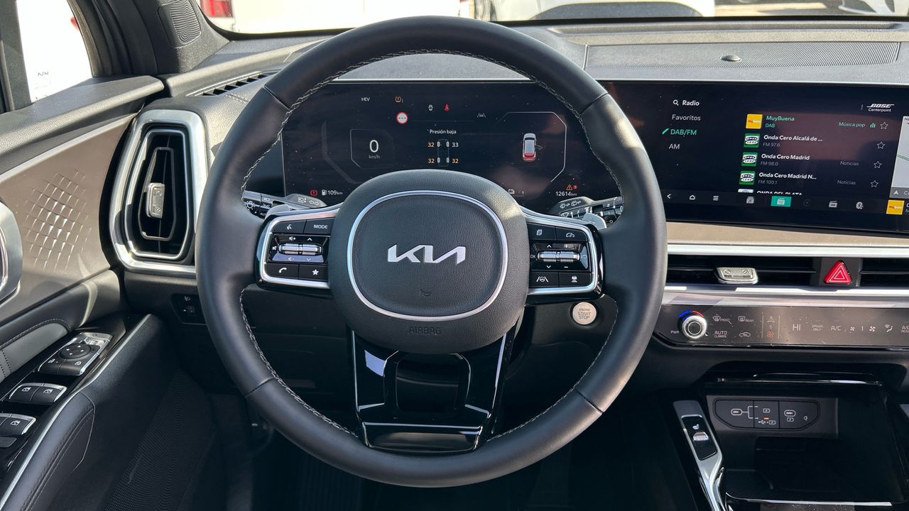 Kia Sorento 1.6 T-GDI HEV EMOTION AUTO 4WD 215 5P 7 Plazas