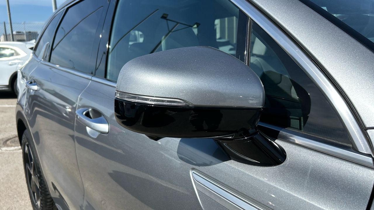 Kia Sorento 1.6 T-GDI HEV EMOTION AUTO 4WD 215 5P 7 Plazas