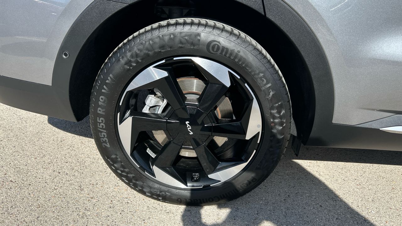 Kia Sorento 1.6 T-GDI HEV EMOTION AUTO 4WD 215 5P 7 Plazas