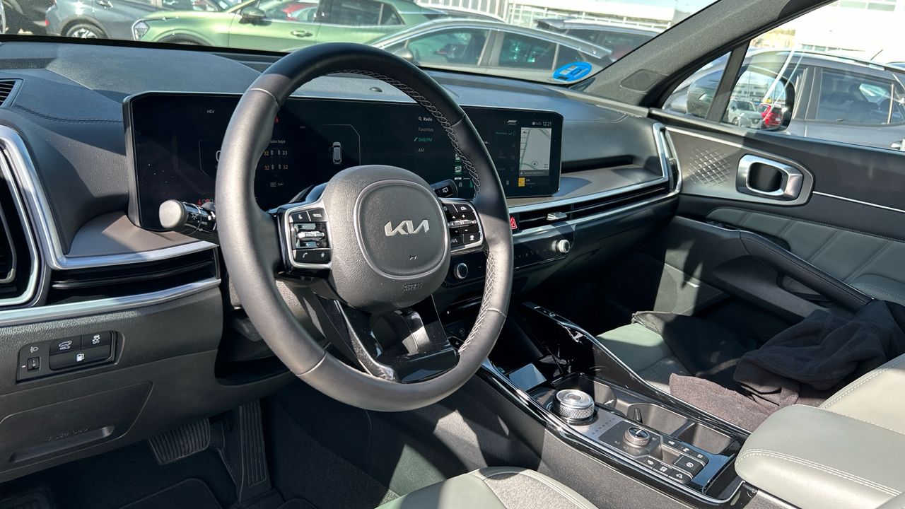 Kia Sorento 1.6 T-GDI HEV EMOTION AUTO 4WD 215 5P 7 Plazas