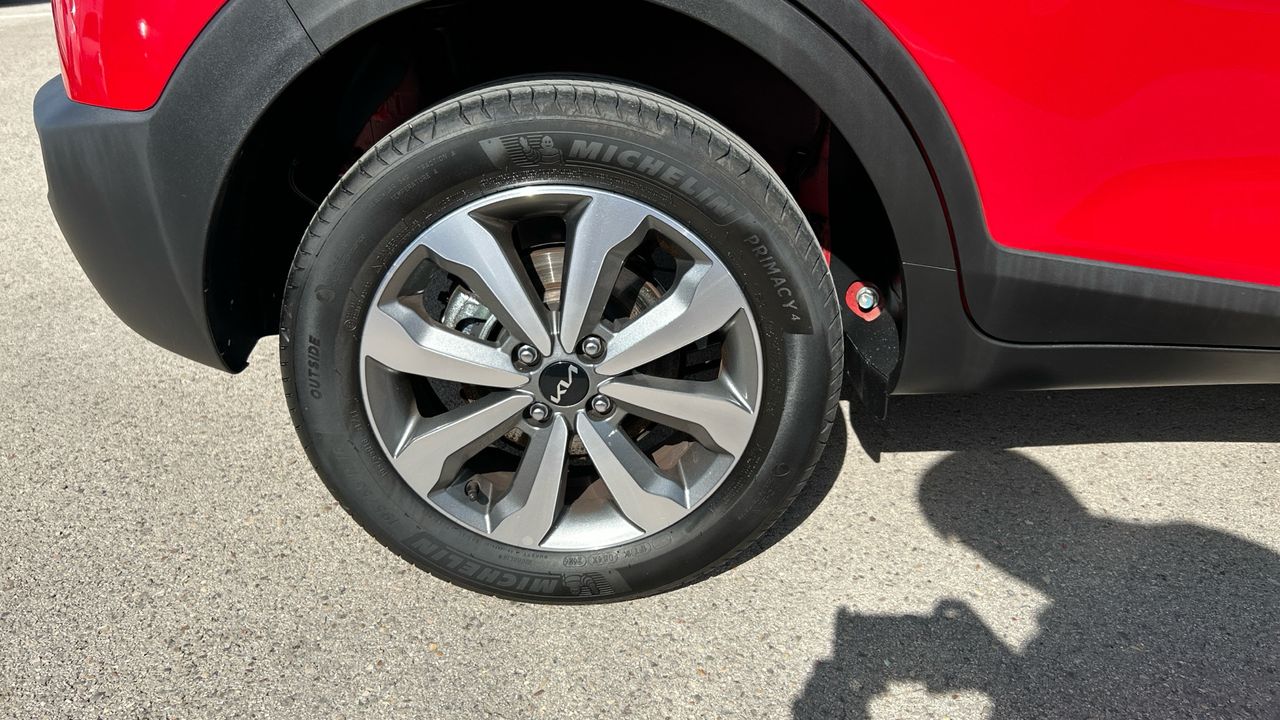 Kia Stonic 1.0 T-GDI MHEV IMT 74KW DRIVE 100 5P