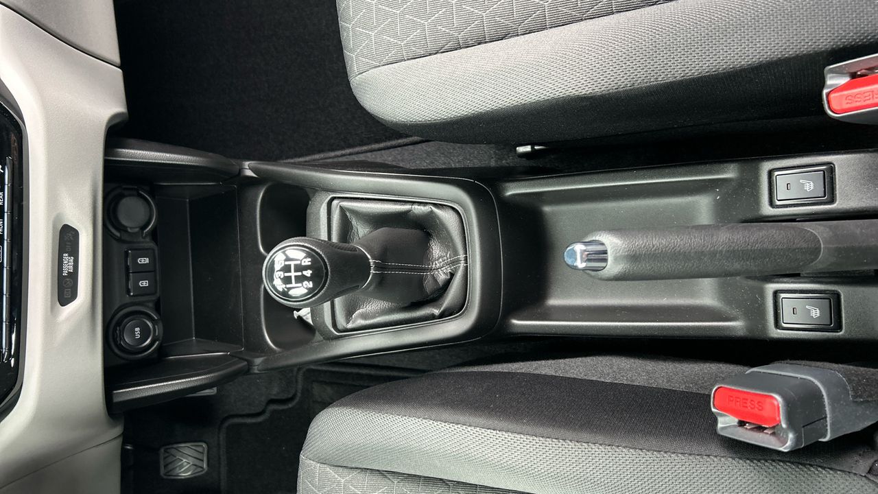 Suzuki Swift 1.2 MILD HYBRID S2 81 5P