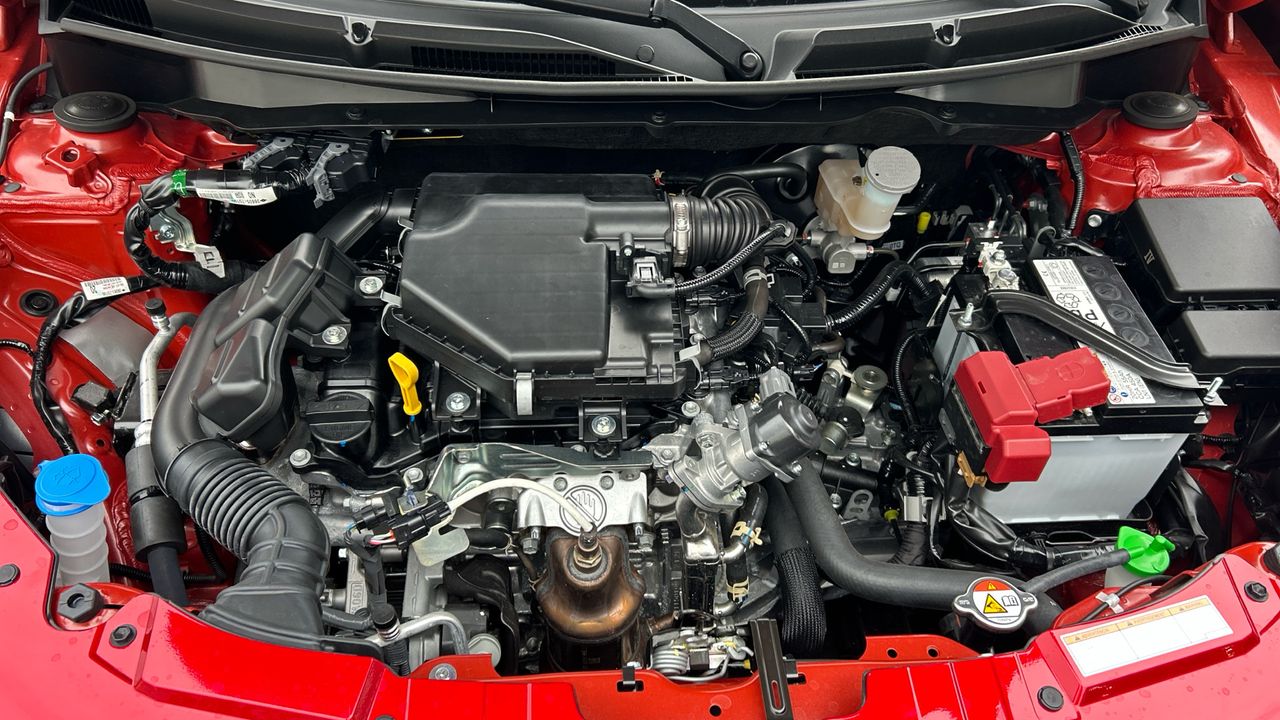 Suzuki Swift 1.2 MILD HYBRID S2 81 5P