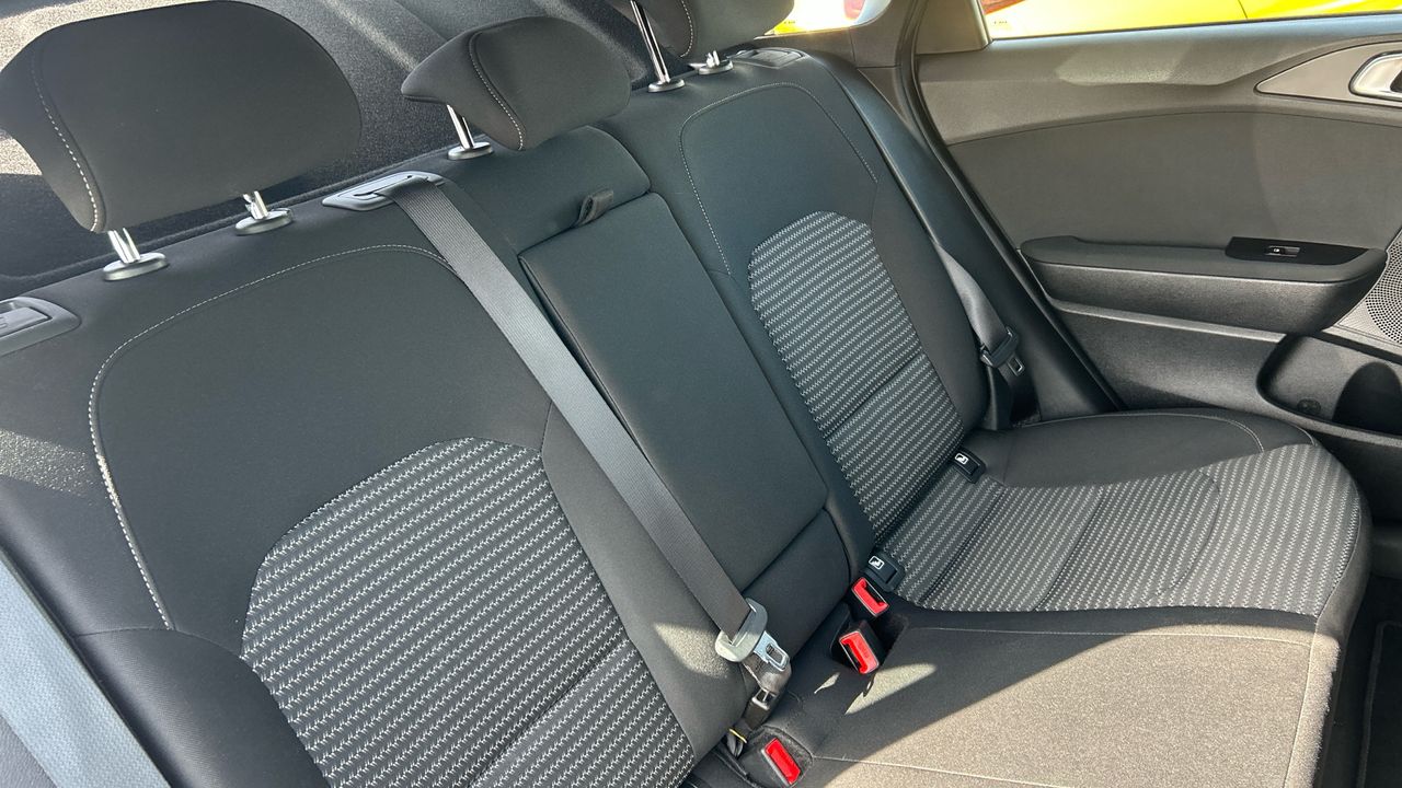 Kia Ceed 1.0 MHEV 74KW DRIVE DCT 100 5P