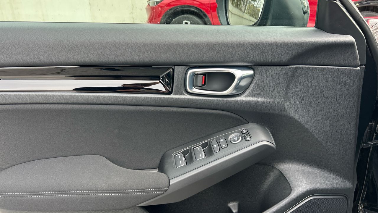 Honda Civic 2.0 HEV ELEGANCE CVT 184 5P