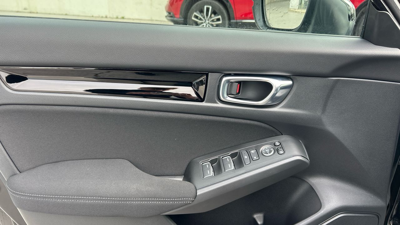 Honda Civic 2.0 HEV ELEGANCE CVT 184 5P