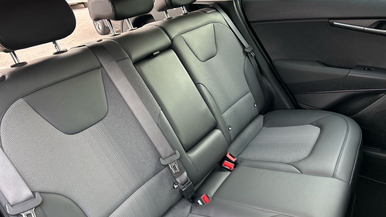 Kia Niro 1.6 GDI HEV DRIVE 129 5P