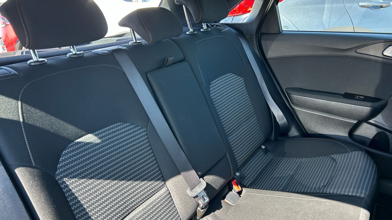 Kia Ceed 1.0 MHEV 74KW DRIVE DCT 100 5P