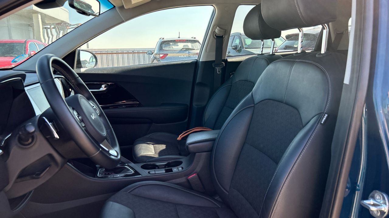 Kia Niro 1.6 GDI HEV EMOTION 141 5P