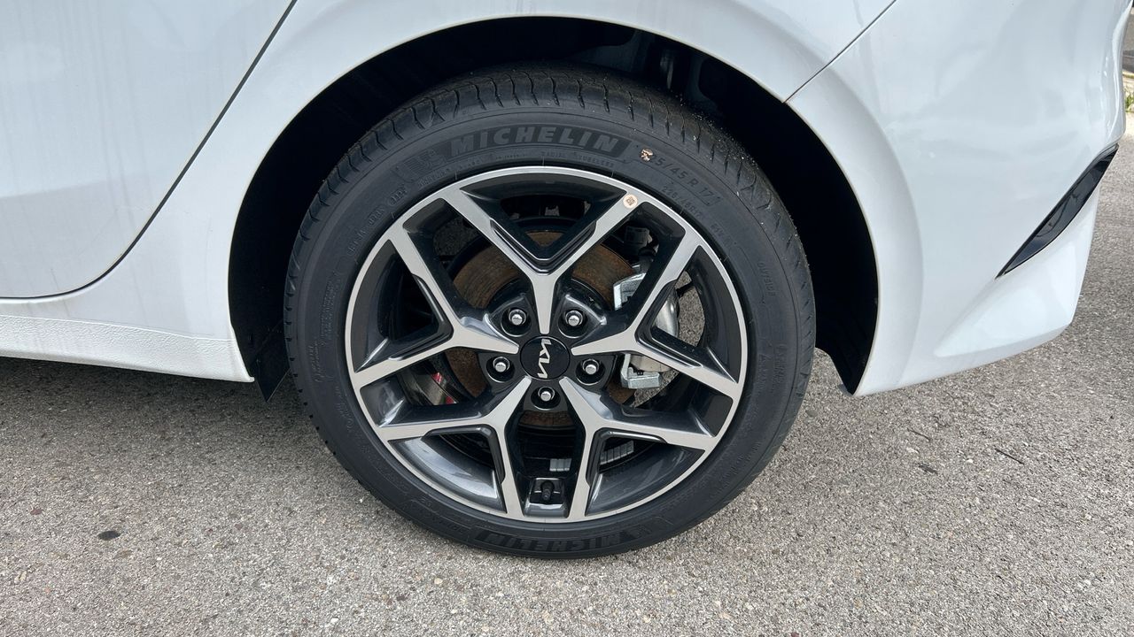 Kia Ceed 1.5 MHEV 103KW TECH DCT 140 5P