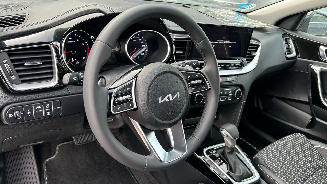 Kia Ceed 1.5 MHEV 103KW TECH DCT 140 5P