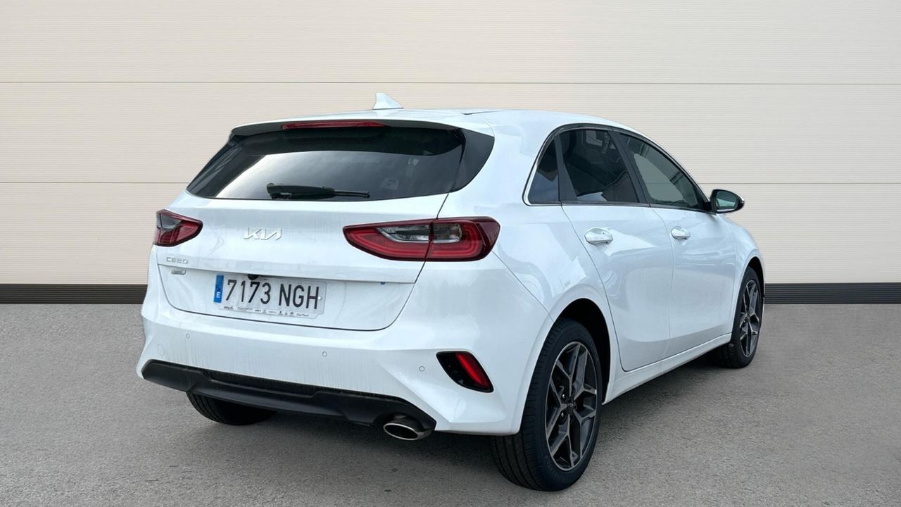 Kia Ceed 1.5 MHEV 103KW TECH DCT 140 5P