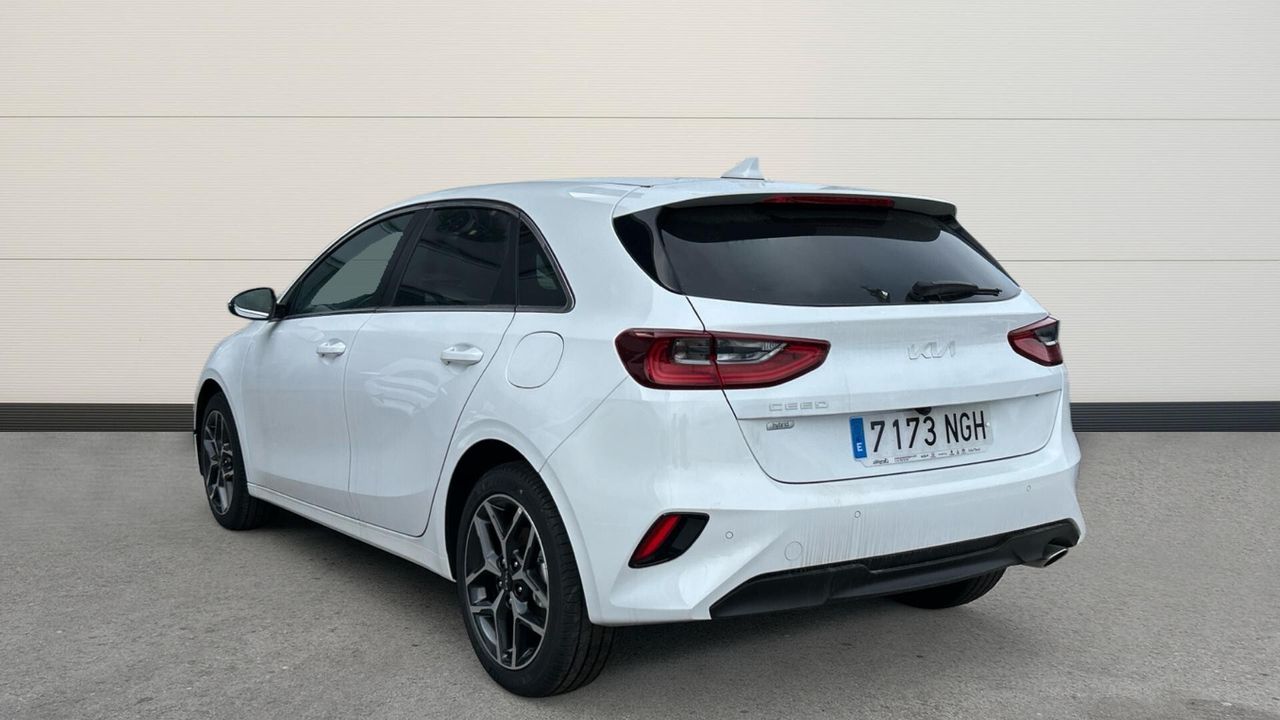 Kia Ceed 1.5 MHEV 103KW TECH DCT 140 5P