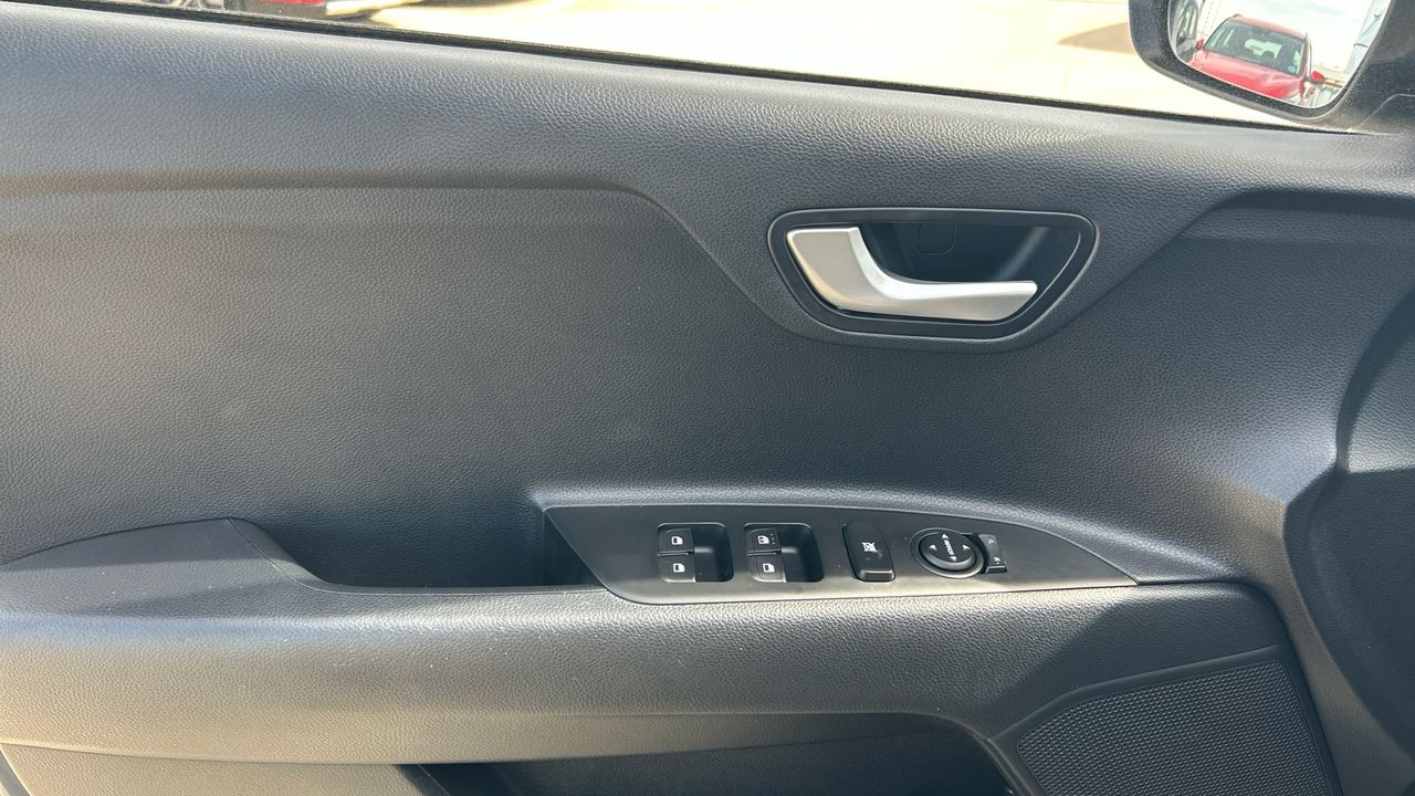 Kia Stonic 1.0 T-GDI MHEV IMT 74KW DRIVE 100 5P