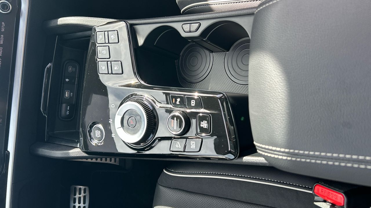 Kia Sportage 1.6 T-GDI PHEV TECH 4WD AUTO 252 5P