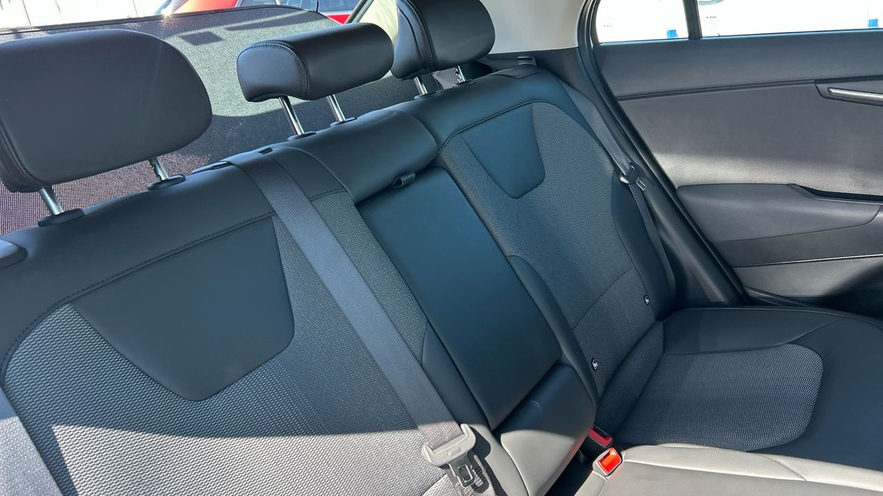 Kia Niro 1.6 GDI HEV DRIVE 129 5P