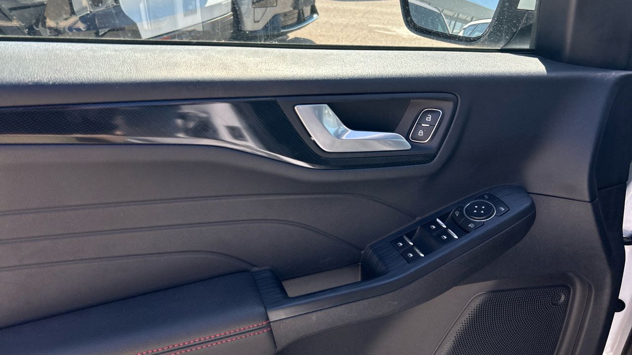 Ford Kuga 2.5 Duratec FHEV ST-Line X 4x2 Aut.