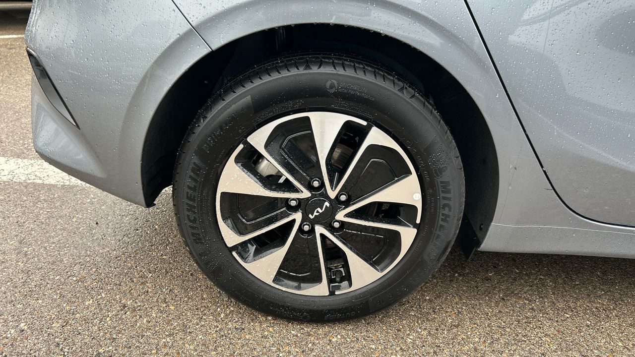 Kia Ceed 1.0 T-GDI 74KW DRIVE 100 5P
