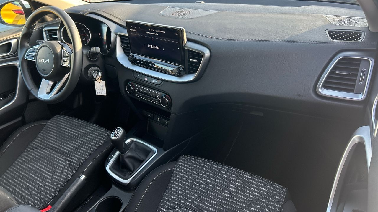 Kia Ceed 1.0 T-GDI 74KW DRIVE 100 5P