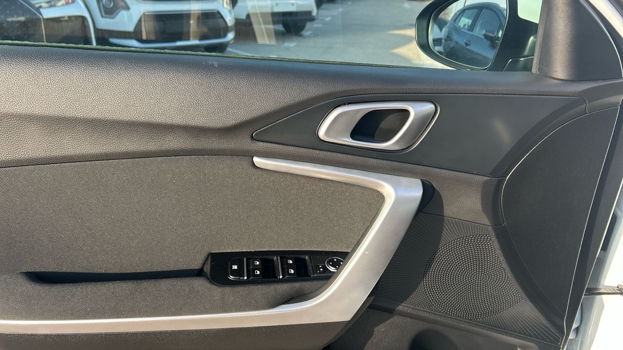 Kia Ceed 1.0 T-GDI 74KW DRIVE 100 5P